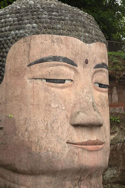 Close-up of the face of the Giant Buddha | Giant Buddha | Leshan | Travel Story and Pictures ...