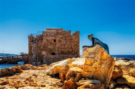 Paphos Castle | Cyprus - Fine Art Photography by Nico Trinkhaus