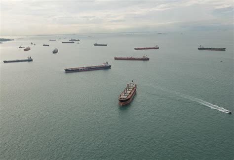 ExxonMobil opens new Singapore test lab | Motorship