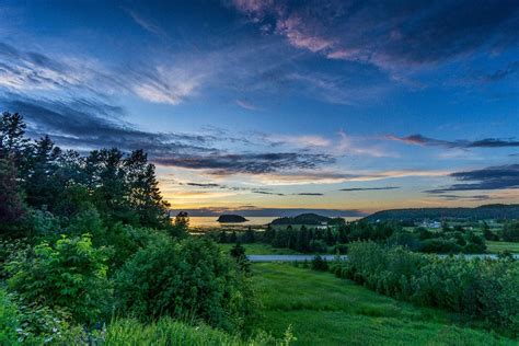 Découvrir Bas-Saint-Laurent, une région mi-plateaux, mi-basses-terres ...