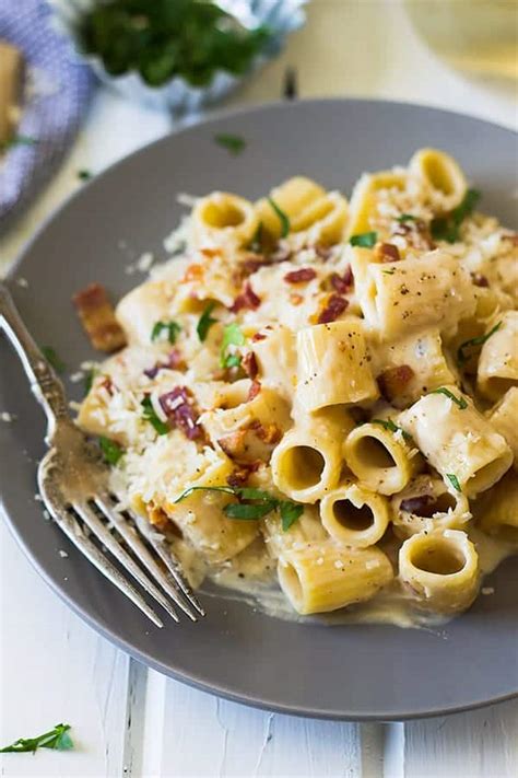 One Pot Bacon Alfredo - Countryside Cravings