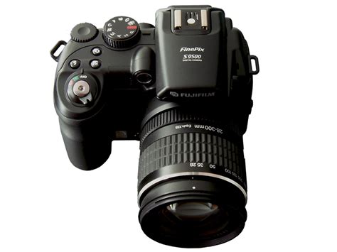 Fujifilm FinePix S9000 / S9500 Zoom: Digital Photography Review