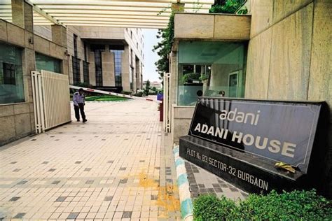 Vinod Shantilal Adani taking Adani Group to rise, Vinod Adani leds ...