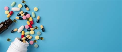 Free Photo | Minimalistic science banner with pills