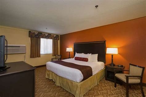 BEST WESTERN DURANGO INN & SUITES - 52 Photos & 39 Reviews - 21382 US ...