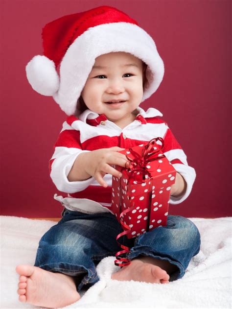 105 Cute Christmas Baby Photoshoot Ideas at Home | Sarah Scoop