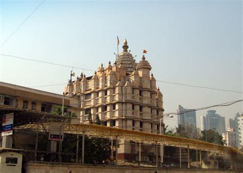 Tourists place: Siddhivinayak Temple