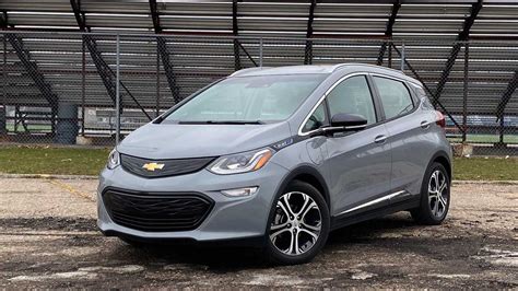 2020 Chevrolet Bolt EV: Pros And Cons