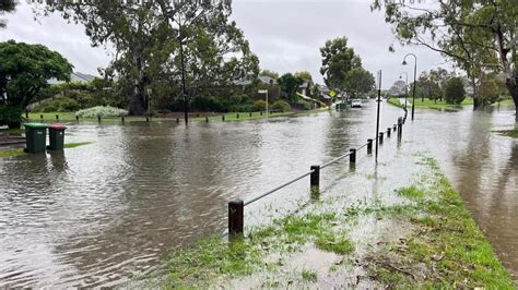 Victoria Flash Flooding & Severe Storm Warnings Issued