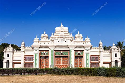 Jagan Mohan Palace — Stock Photo © saiko3p #178719326