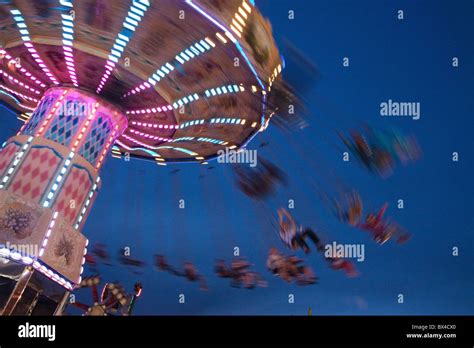 People enjoying rides at the North Carolina State Fair Stock Photo - Alamy