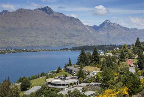 32 Best Hotels in Queenstown