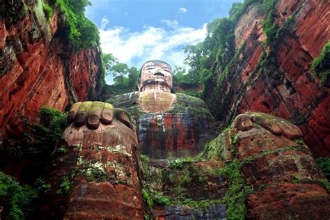 TEAiM - Leshan Giant Buddha The Leshan Giant Buddha was...