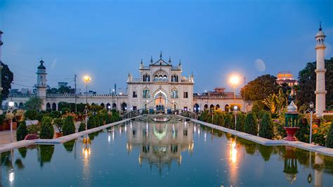 Chhota Imambara - History, Architecture, Timings, Ticket Price, Built By | Adotrip