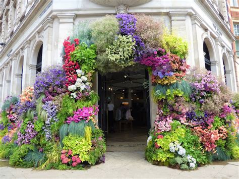 Dolphins And Whales And Turtles, Oh My! Flower Festival Chelsea In Bloom Returns | Londonist