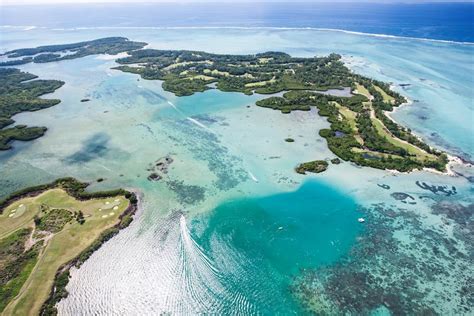 Aerial view of the Ile aux Cerfs Leisure Island | Mauritius, Sehenswürdigkeiten, Reiseziele