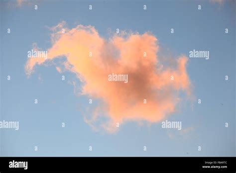 dusk cloud formation Stock Photo - Alamy