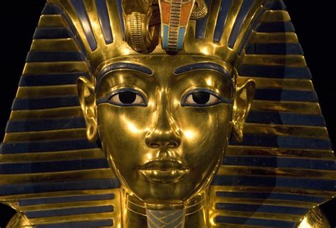 Tutankhamun Death Mask was Made for Nefertiti, Archaeologist says | Ancient Origins