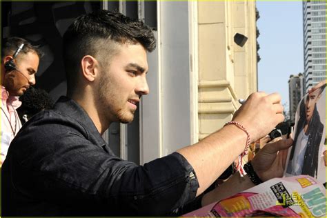 Joe Jonas: New Music Live! | Photo 425649 - Photo Gallery | Just Jared Jr.