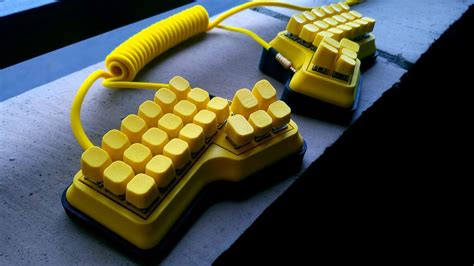 Pin by Oscar Lewis on Keyboards | Keyboard, Gaming computer, Computer hardware