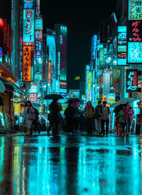 Loved the rainy nights in Tokyo, I miss it every day : raining | Rainy night, City lights at ...