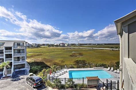 Carolina Beach Condo w/ Comm Pool - Walk to Beach! UPDATED 2020 - Tripadvisor - Carolina Beach ...