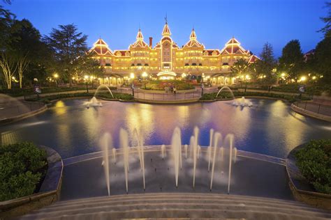 Best Things to Do and See at Disneyland Paris