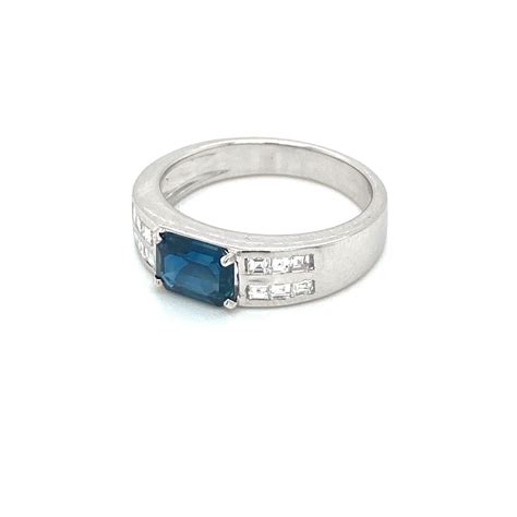 Estate Sapphire Diamond Gold Band Ring For Sale at 1stDibs