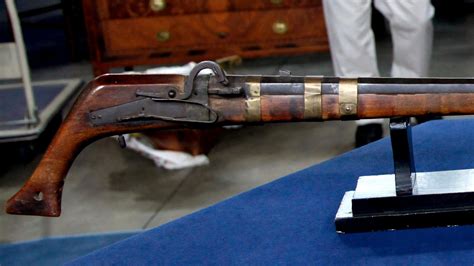 Antiques Roadshow - Appraisal: Korean Matchlock Musket, ca. 1800 - Twin Cities PBS