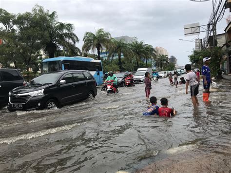 Titik Lokasi Banjir Jakarta, Hindari Saat Hujan Deras! - SEVA