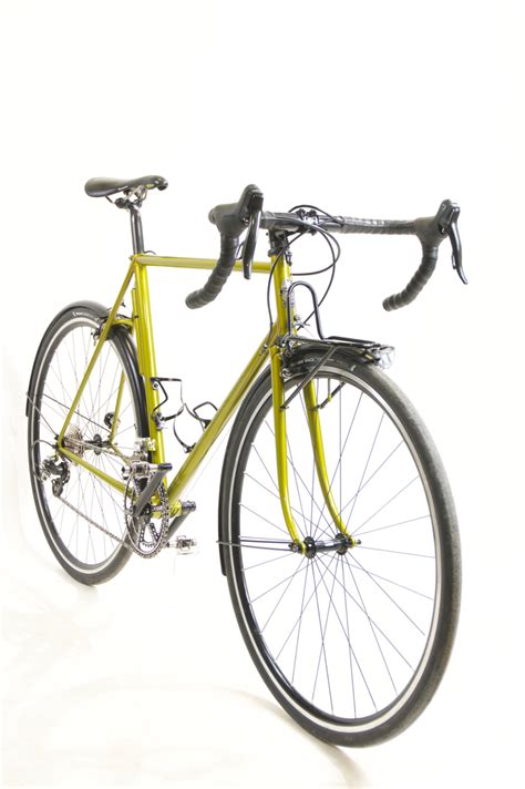 700c light randonneur/road bike - Chapman Cycles