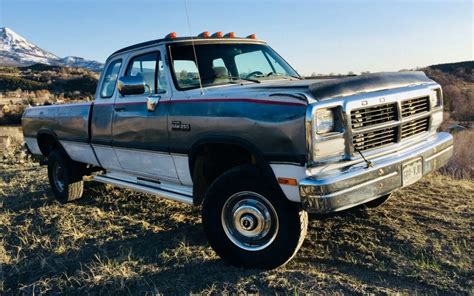 Cummins 8-Speed: 1992 Dodge Ram 250 LE | Barn Finds