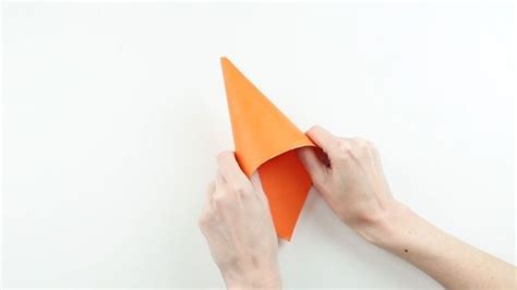 How to Make a Funnel or Cone from Paper | Paper cones, Holiday diy, Diy ...