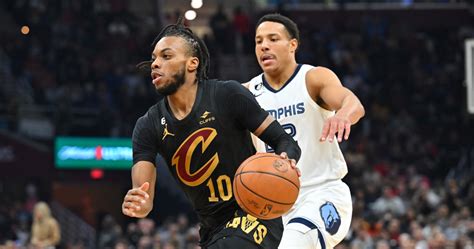 Darius Garland Wows NBA Twitter as Cavaliers Rout Ja Morant, Grizzlies ...