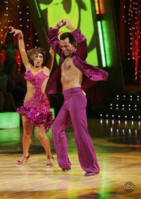 Dancing With The Stars Finale - Photo 1 - Pictures - CBS News