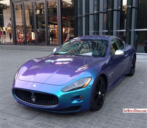 Maserati GranTurismo is shiny-purple blue in China