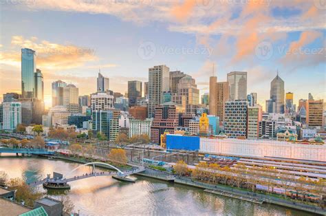 Melbourne city skyline at twilight 3178143 Stock Photo at Vecteezy