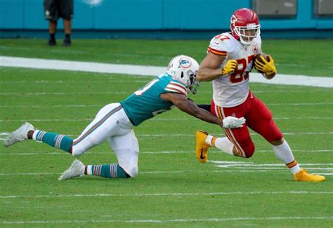 Miami Dolphins vs. Kansas City Chiefs: NFL Week 9 Odds, Lines, Picks ...