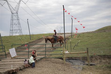 North Dakota Oil Pipeline Battle: Who’s Fighting and Why - The New York ...