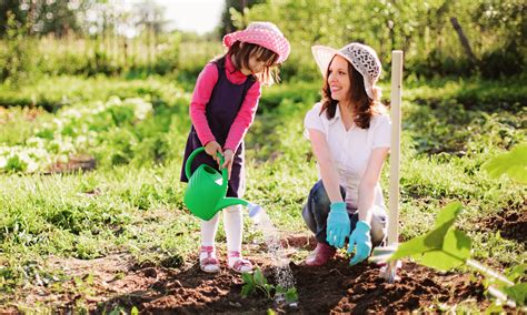 Four easy gardening activities for kids in April - Which? News