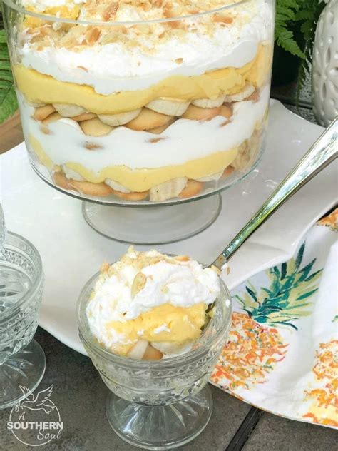 Banana Pudding Trifle - A Southern Soul