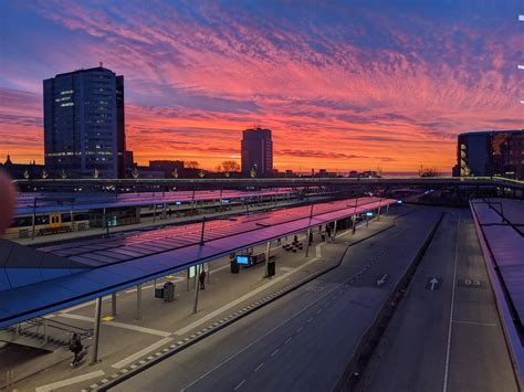 Utrecht Centraal this morning. No filter or editing. : r/thenetherlands