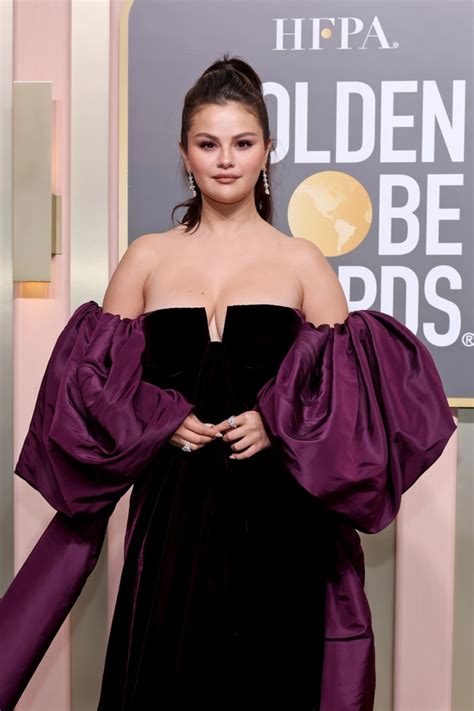 Purple Is the Trending Color on the 2023 Golden Globes Red Carpet - Fashionista