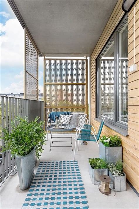 Minimalist Balcony Ideas: A New Trend