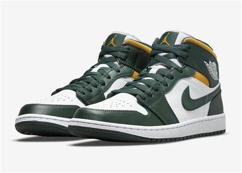 Air Jordan 1 Mid Appears in Classic Seattle Supersonics Team Colors ...