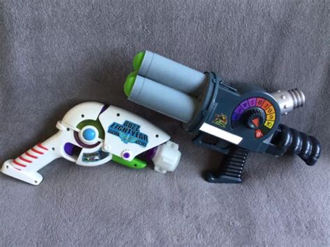 DISNEY PIXAR TOY Story Zurg Blaster Gun & Buzz Lightyear Super Blaster Gun £12.99 - PicClick UK