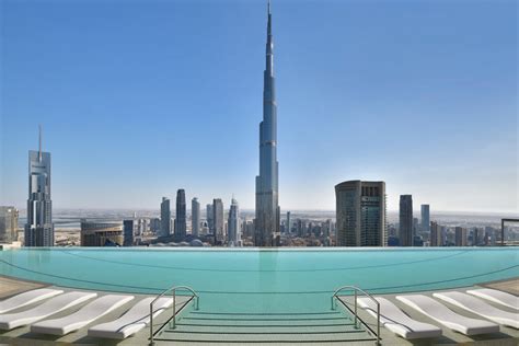 17 Best Rooftop Pools in Dubai [2024 UPDATE]