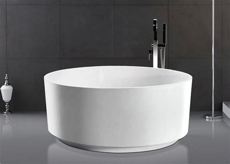 White High End Acrylic Freestanding Soaking Tubs For Small Spaces Round ...