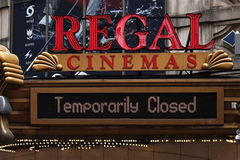 Regal Cinemas Head Hopes to Strike Deals With All the Major Studios | Observer