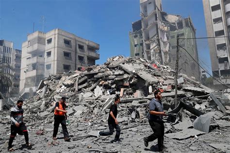 Israel says Gaza tunnels destroyed in heavy airstrikes - syracuse.com